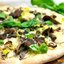 Пицца с базиликом и лесными грибами