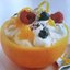 Сливочный десерт с ягодами в апельсиновой цедре