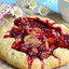 Галета с абрикосами, сливами и черной смородиной
