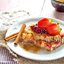 Пирог с ревенем и клубникой