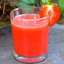 Витаминный сок из ананаса и ягод