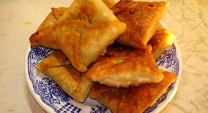 Кефирные конвертики с сыром