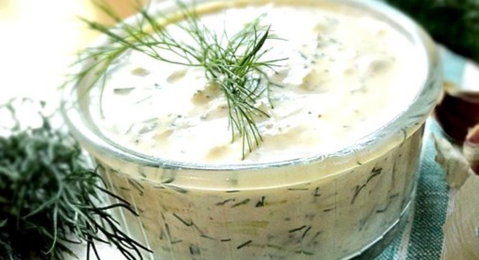 Дзадзики со сметаной