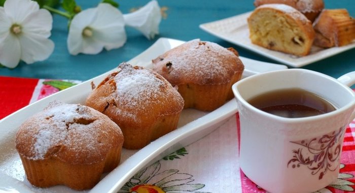 Коньячные кексы с изюмом