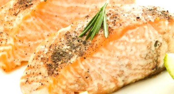 Филе лосося в медово-лаймовом маринаде