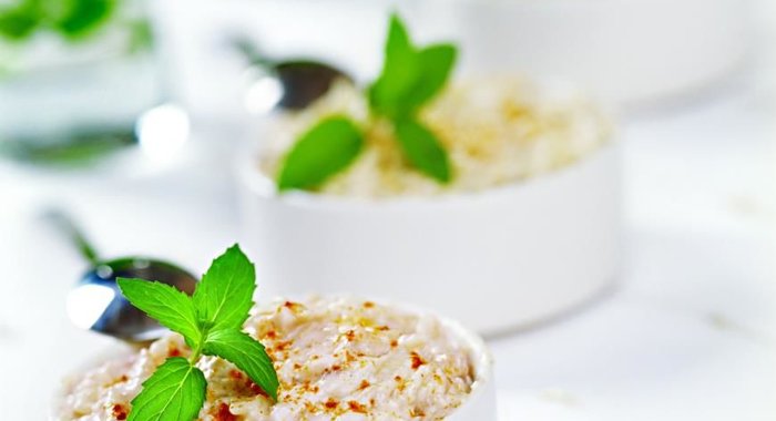 Творожно-медовый крем с яблоком