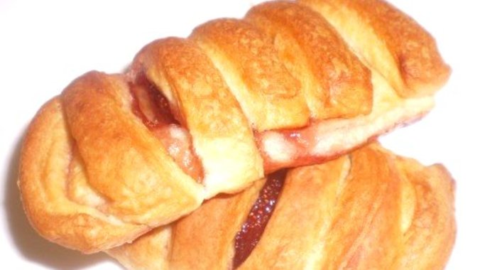 Пирожки слоеные с вареньем