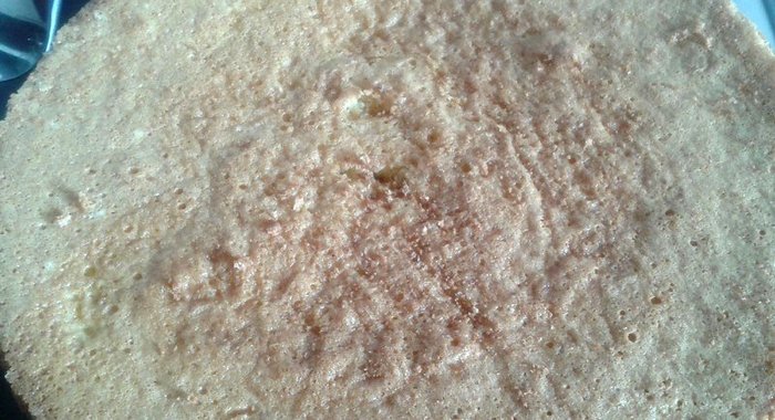 Бисквит на горячем молоке