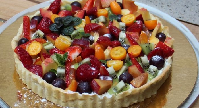 Ягодный тарт с творожным кремом
