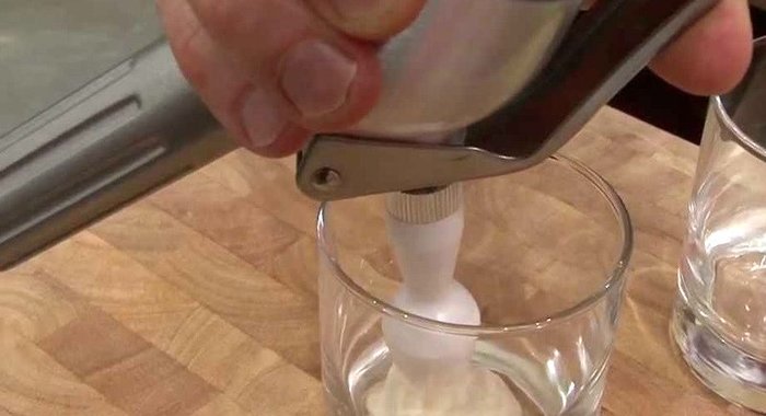 Взбитый соус голландез (Голландский крем)