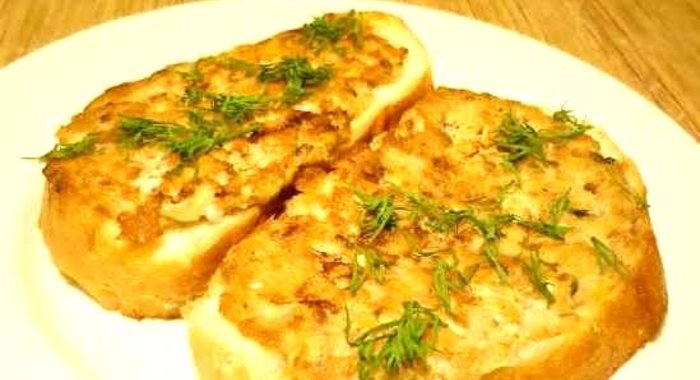 Бутерброды с горбушей консервированной