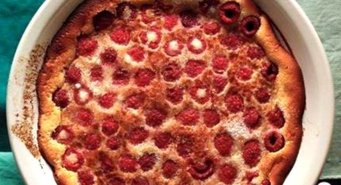 Запеченный заварной малиновый крем