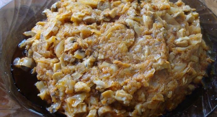 Капустная запеканка с грибами