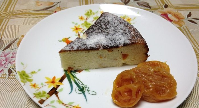 Творожная запеканка с курагой