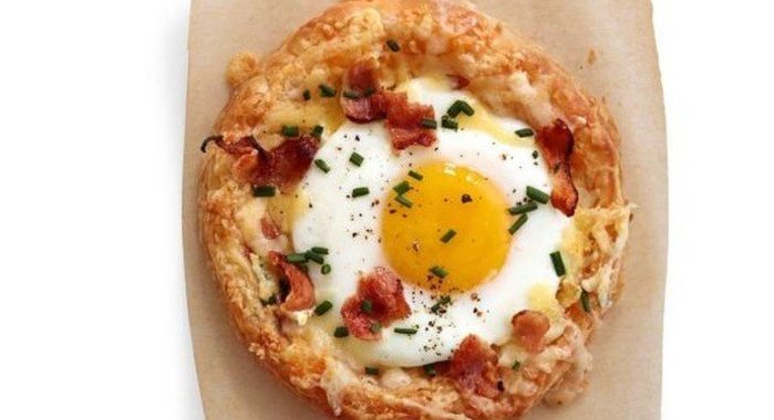 Завтрак в хлебе за 30 минут