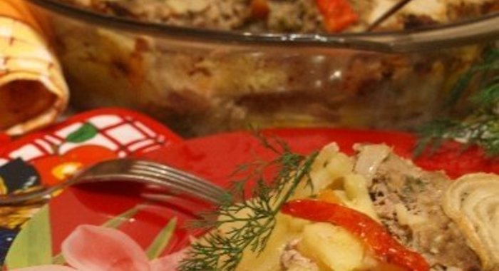 Тавая - запеканка из фарша и картофеля