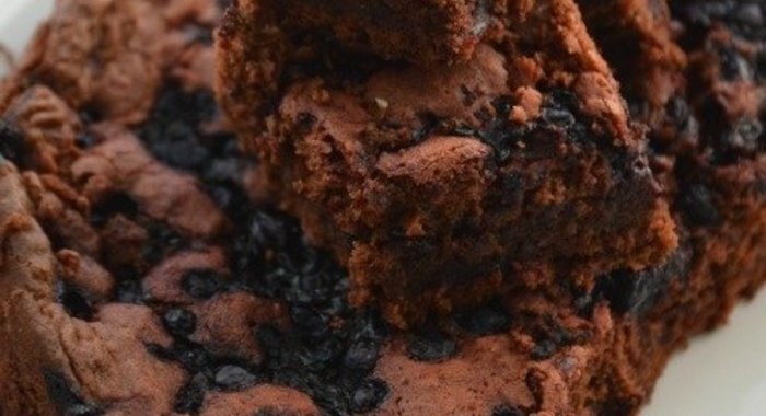 Свекольно-шоколадный пирог