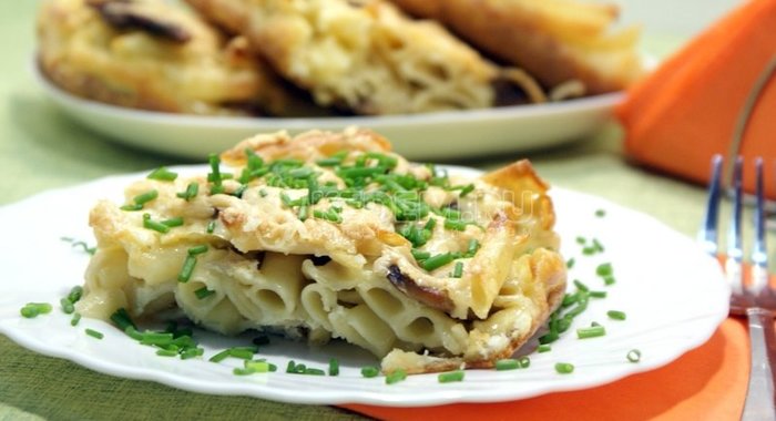 Запеканка из макарон с грибами