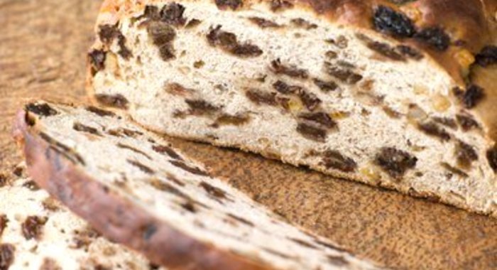Тирольский хлеб с изюмом