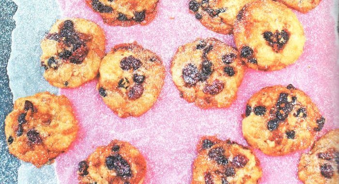 Песочное рождественское печенье с мандариновой цедрой