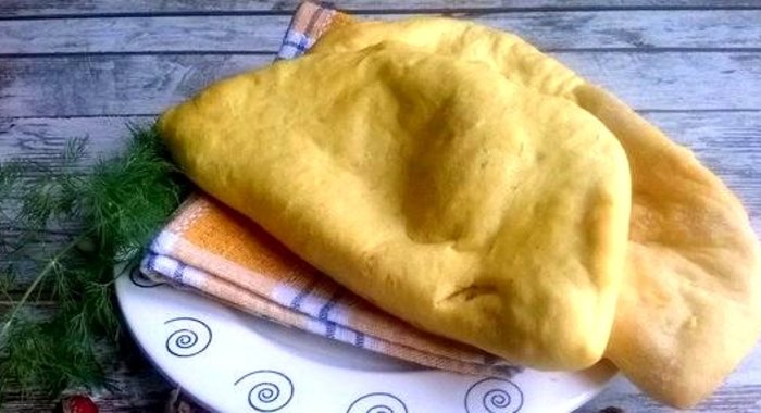 Кальцоне на тыквенном тесте