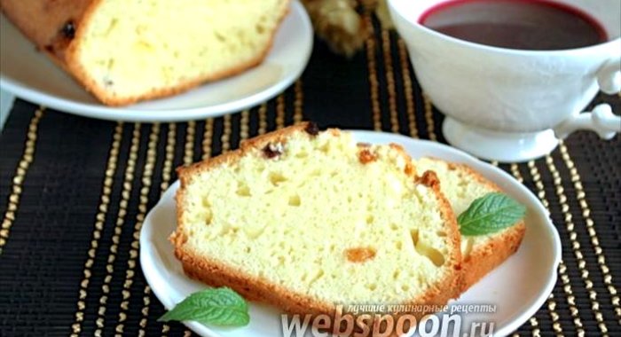 Кекс с вяленой вишней и изюмом