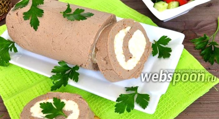 Рулет из куриной печени с яично-сырной начинкой
