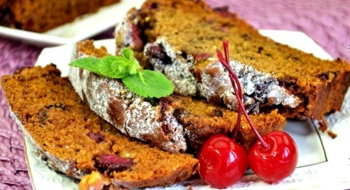 Постный кекс с вишней