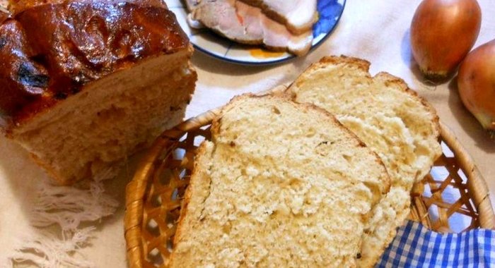 Домашний хлеб с луком