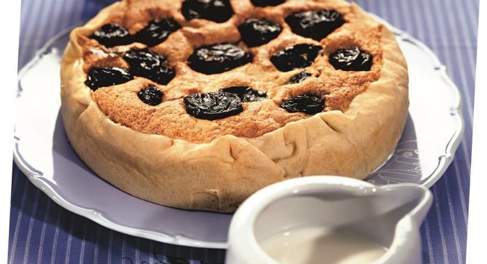 Торт с черносливом