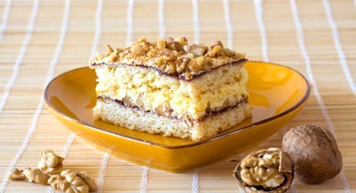 Торт с грецкими орехами