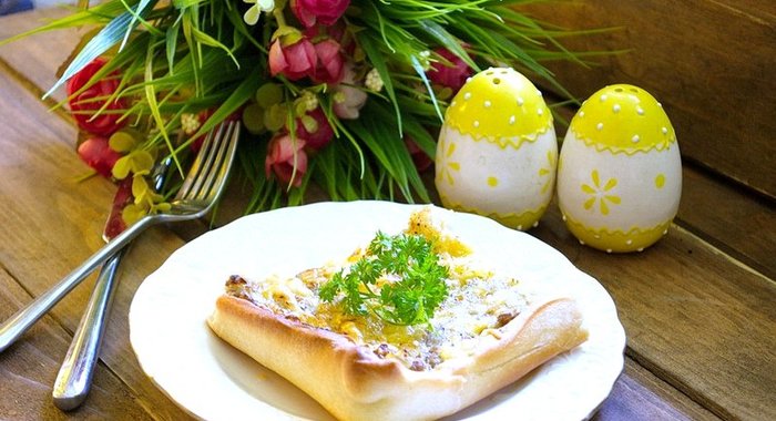 Пирог с тунцом и луком-порей