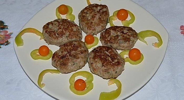 Котлеты куриные с хлопьями