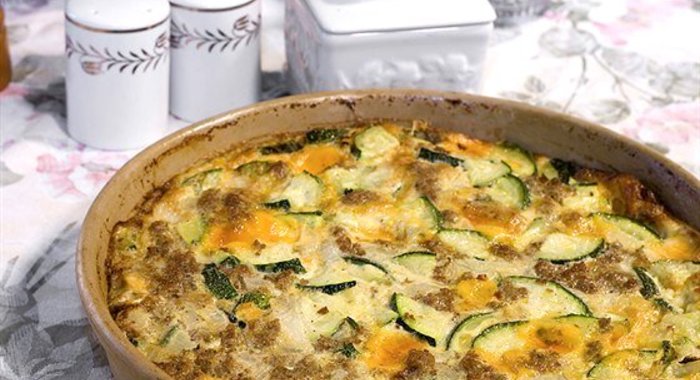 Запеканка из кабачков с мясом и сыром