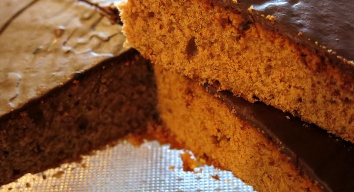 Шоколадный кекс с вишневым соком