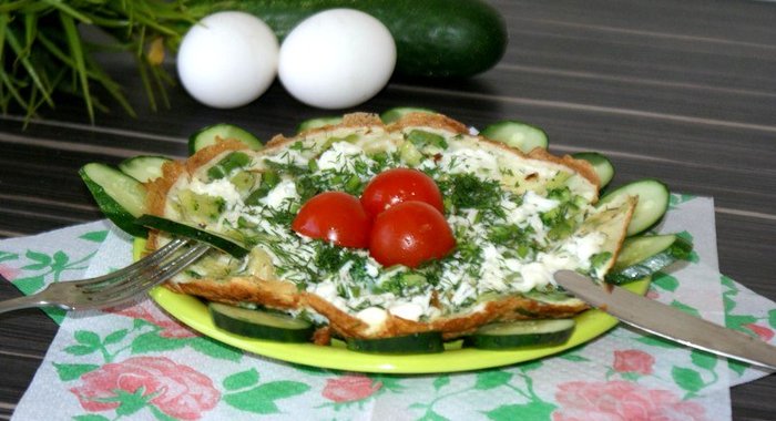 Омлет с брокколи и стручковой фасолью