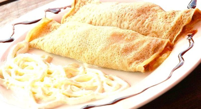 Курица в блинах