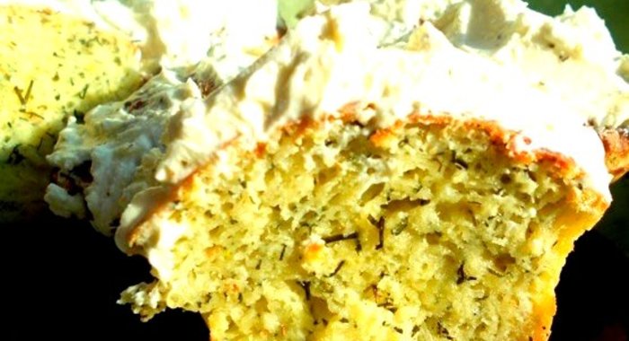 Маффины с зеленью и сыром