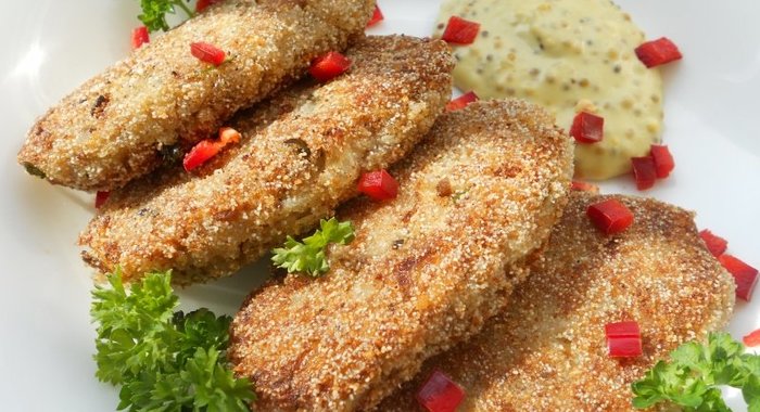 Котлеты из рыбной консервы