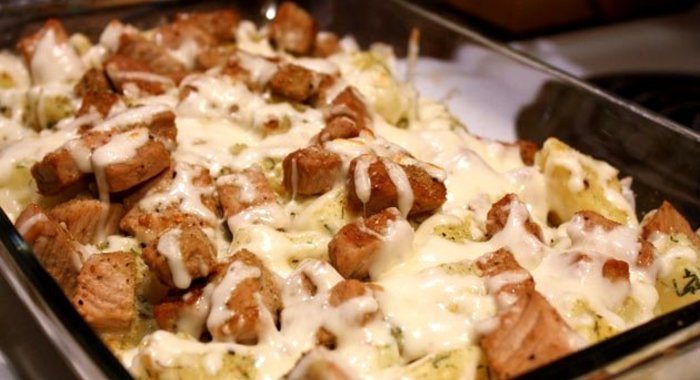 Сырная запеканка с мясом и картофелем