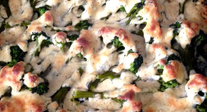 Запеканка из брокколи со сливками и сыром