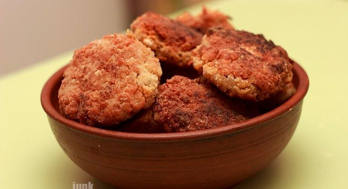 Постные котлетки из соевого мяса
