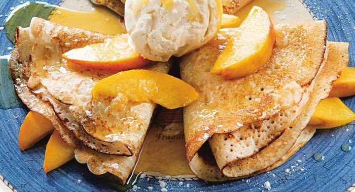 Блины с персиками