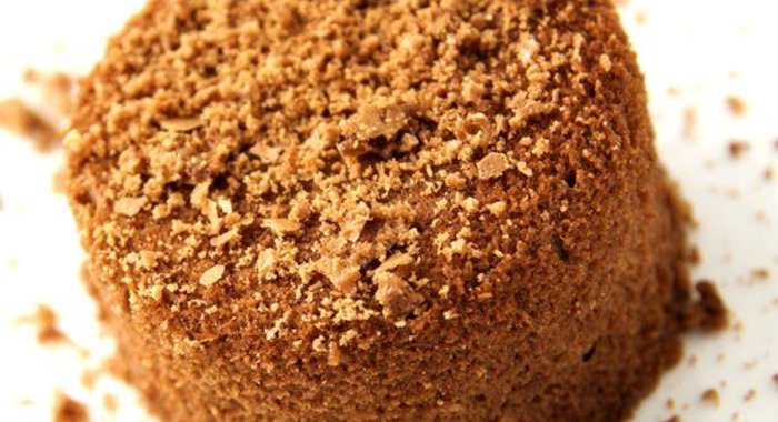 Шоколадный торт с миндальным печеньем амаретти