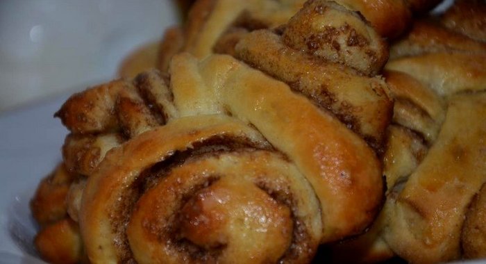 Булочки с корицей и сахаром
