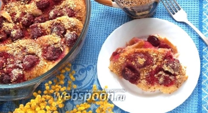 Хлебный пудинг с вишней