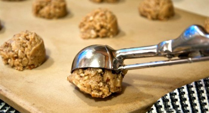 Хрустящее пасхальное печенье с орехами пекан без муки