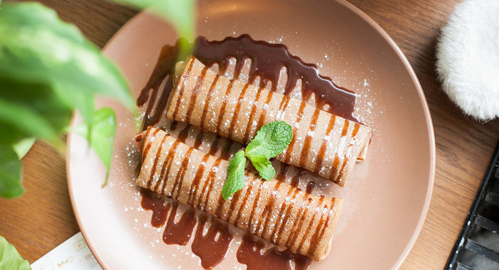 Шоколадные блины с бананом