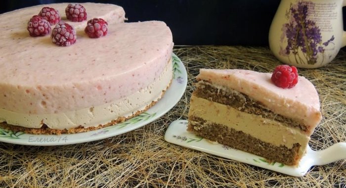 Шоколадно-ягодный торт без муки