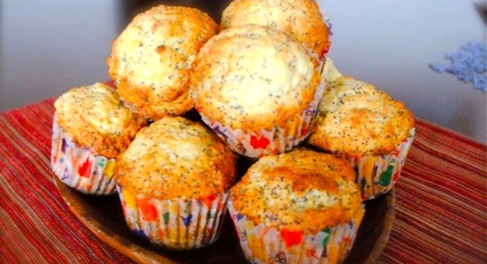 Лимонные маффины с маком